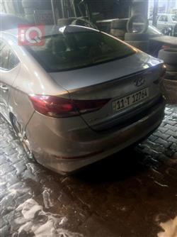 هیوندای ئەلەنترا